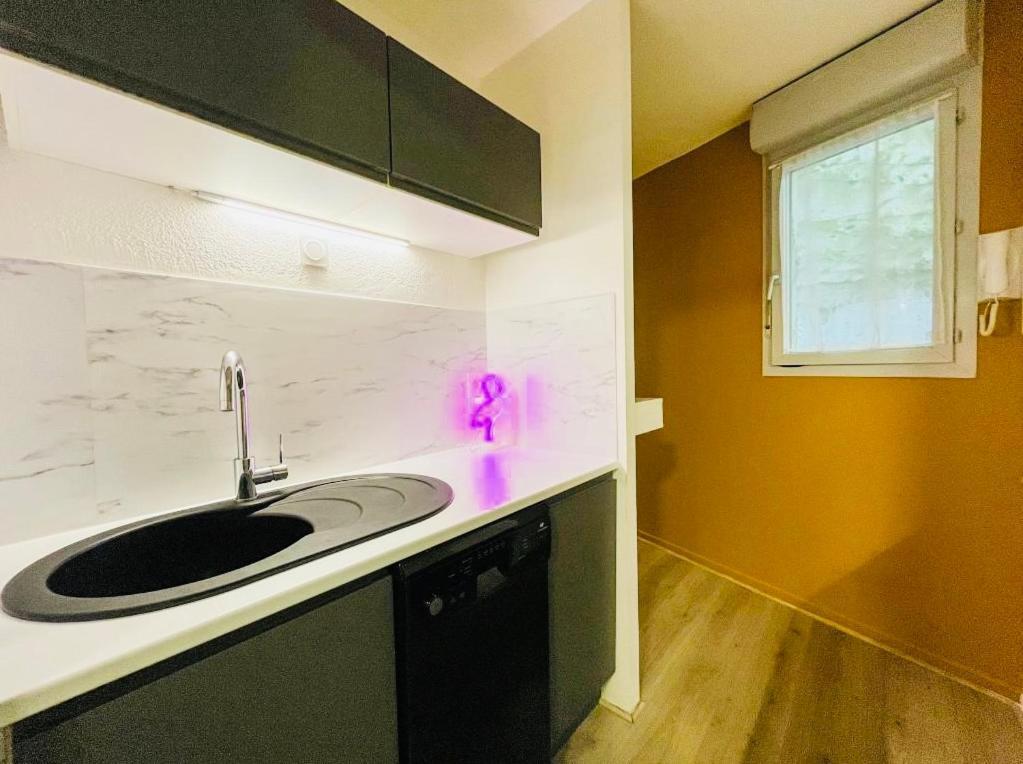 Suite Kobalt Villeurbanne Exteriér fotografie